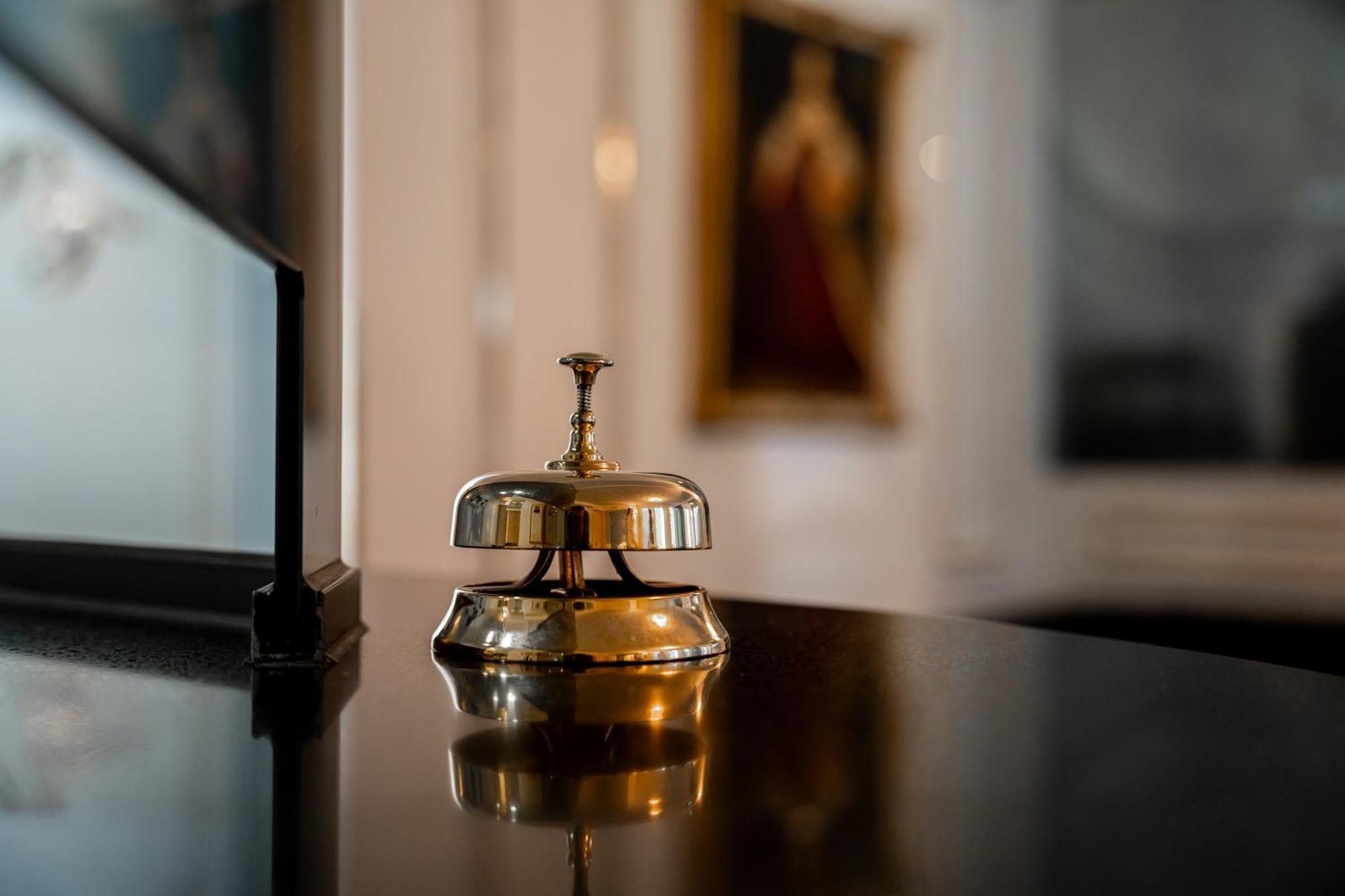 Hotel Maria Theresia Майрхофен Экстерьер фото